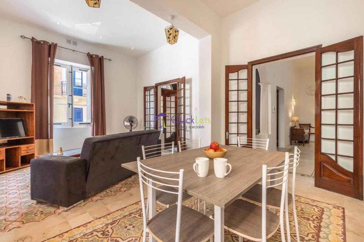 Spacious 4-Bedrooms Townhouse In Tas-Sliema Exterior foto